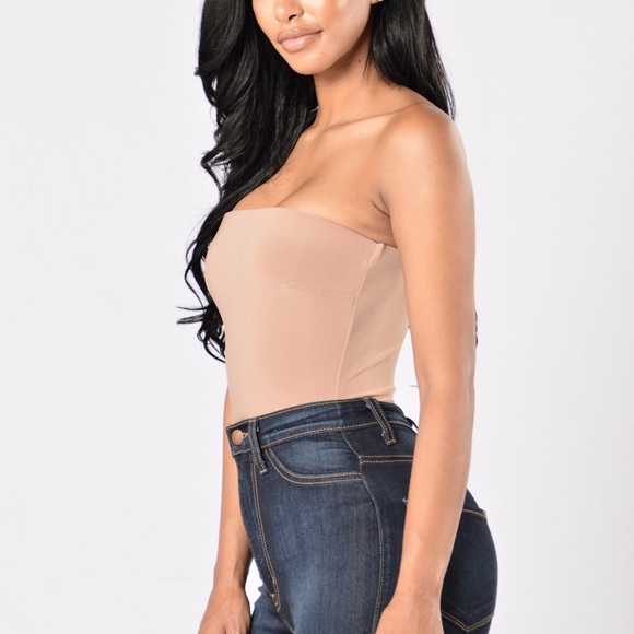 ✨3 for 20✨ Fashion Nova bodysuit - Picture 3 of 4